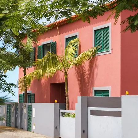 Casa de hóspedes Guestready - Exquisite With Sea Views Calheta (Madeira)