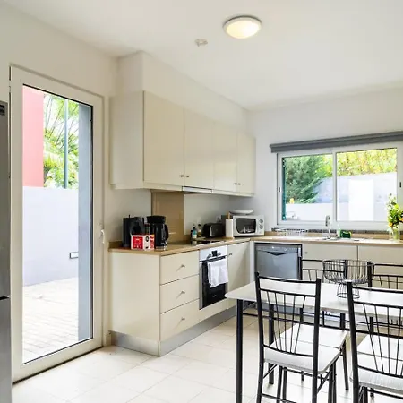 Guestready - Exquisite With Sea Views Pensionat Calheta (Madeira)