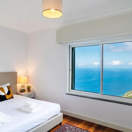 Guestready - Exquisite With Sea Views Pensionat Calheta (Madeira)